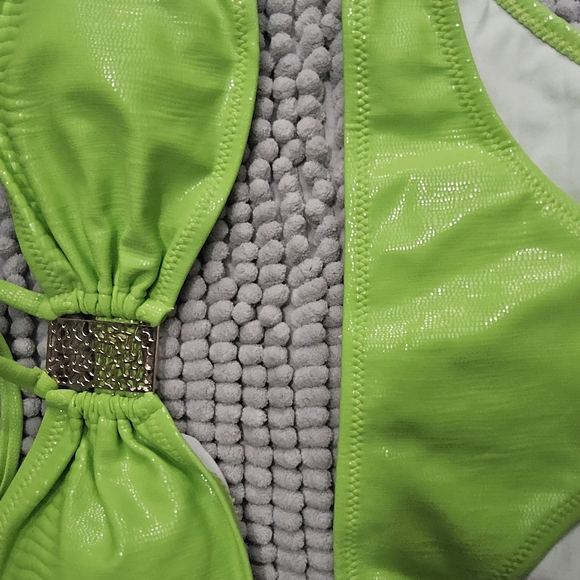 1 NWOT Naika Green Bikini Set with Rh - Picture 8 of 10